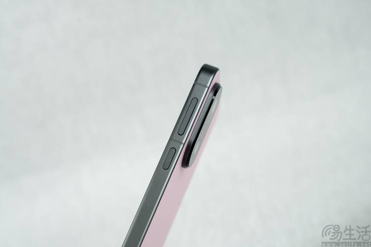 列首发评测：多彩、好玩还特别能打开元棋牌appvivo S30系(图27)